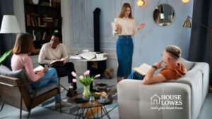 How to Design a Living Room for Both Relaxation and Entertaining